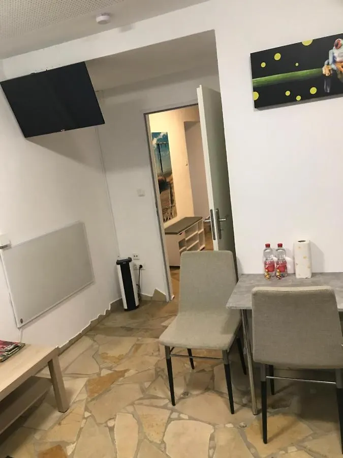 Apartment Ferienwohnung Haus Monika Solnhofen